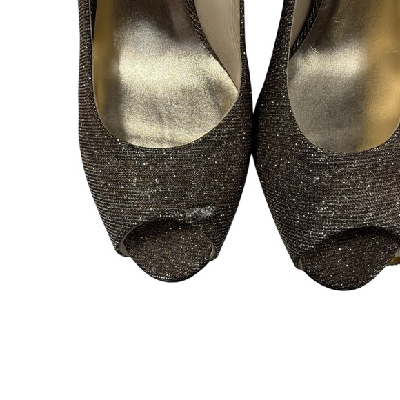 Stuart Weitzman gold metallic peep toe sling back heels size 8 - Picture 4 of 13